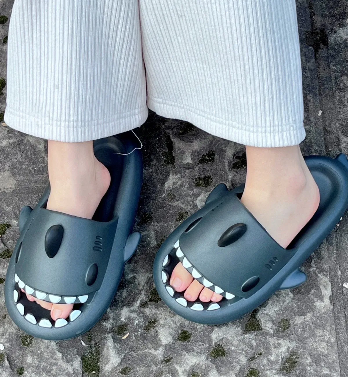 Chikoku Smooth Fun Shark Sandals (Black)