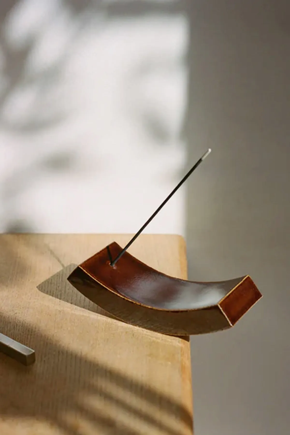 Curve Roof Tile Incense Holder - Earth