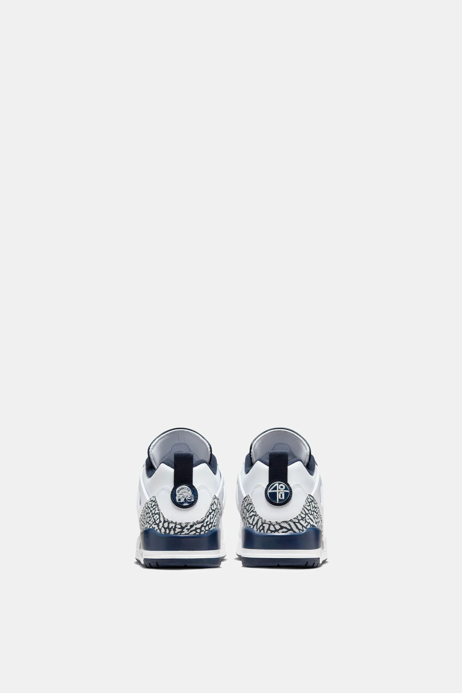 Jordan Spizike Low