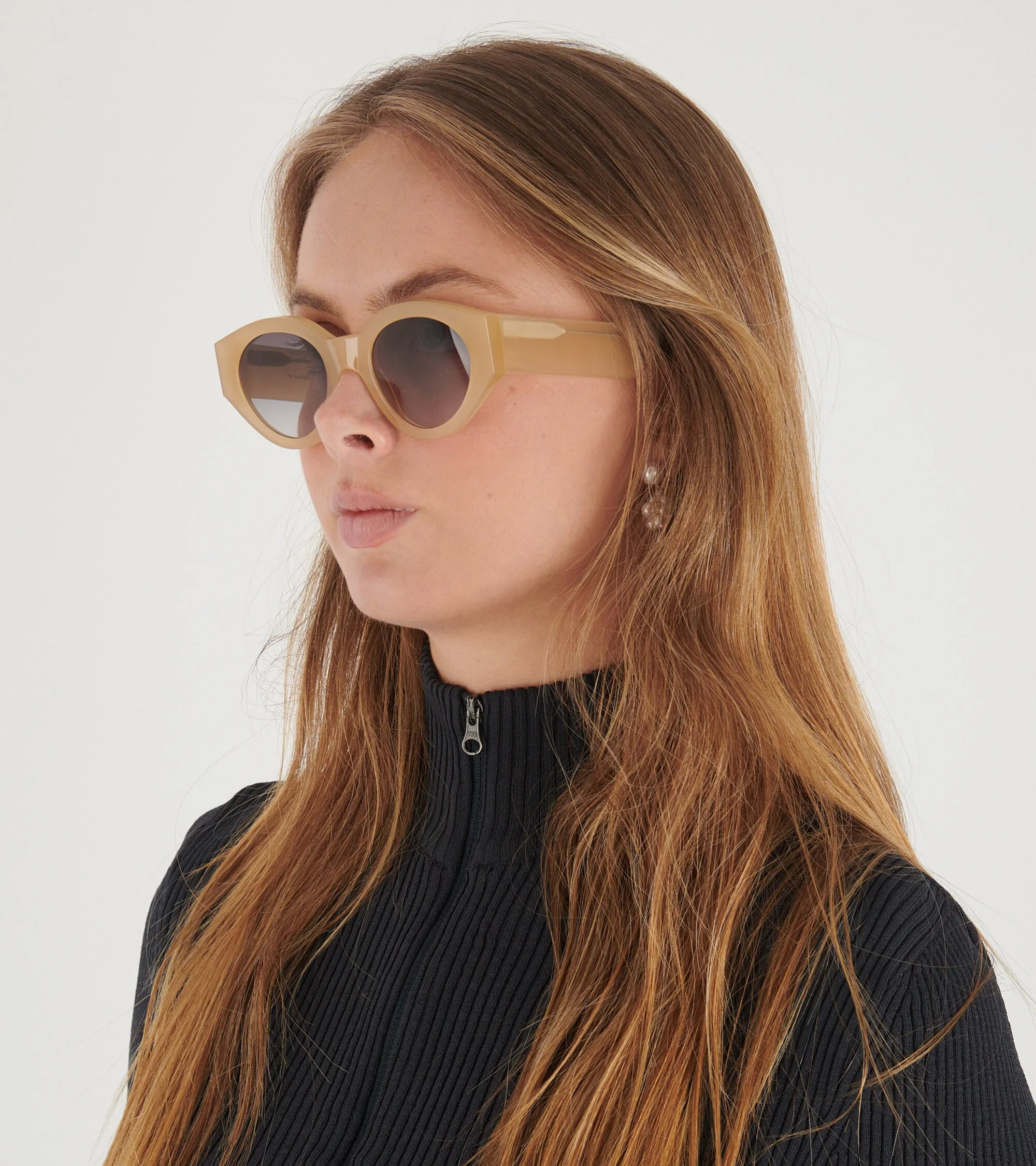 Polly Sand Grey Gradient Lens