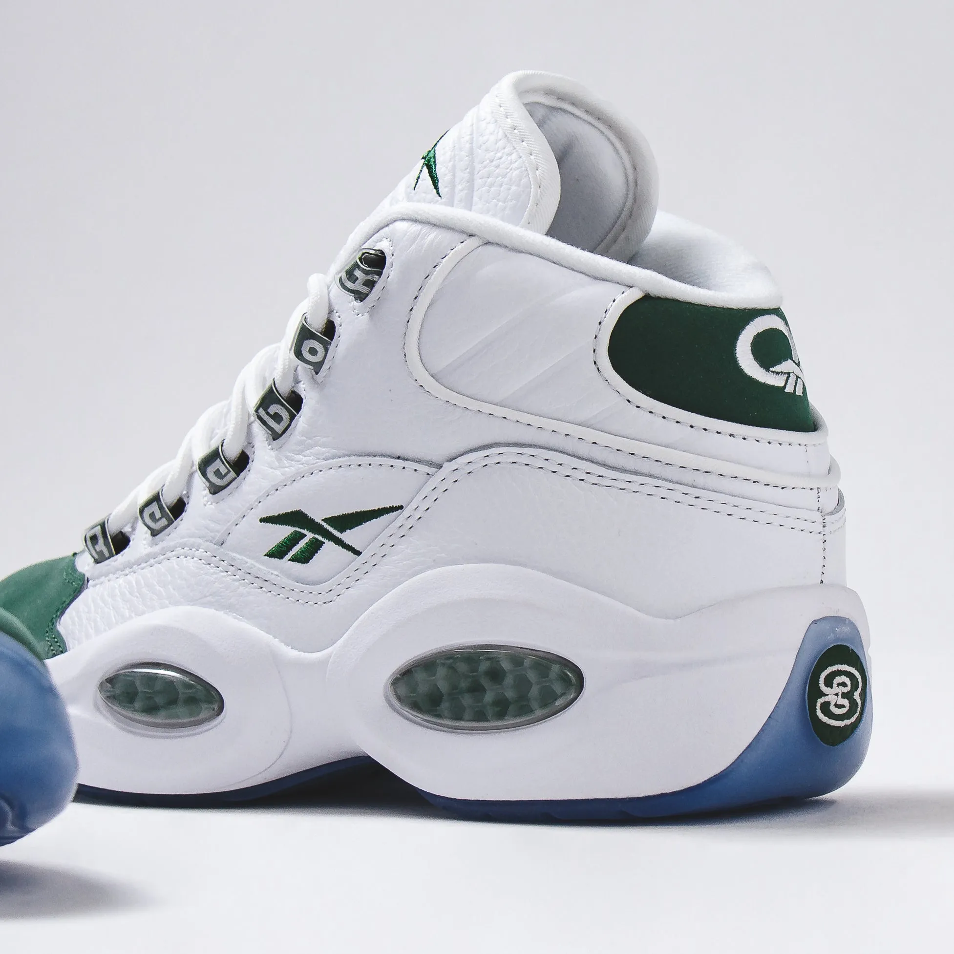 Reebok Classics Basketball Men Question Mid Allen Iverson White Green ID6690
