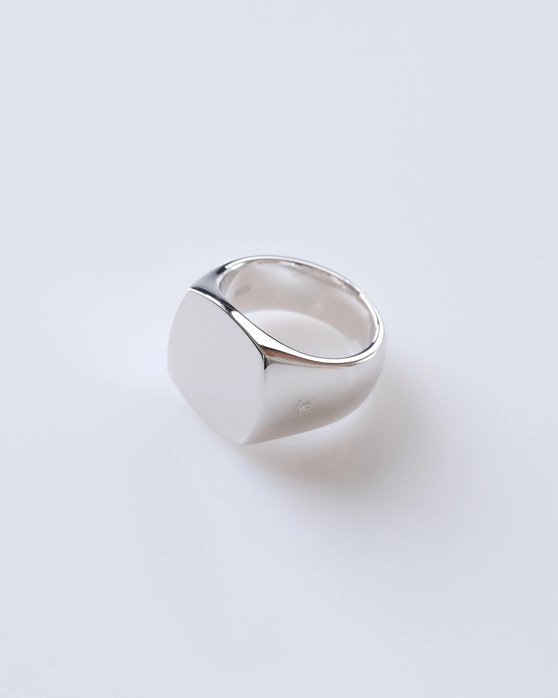 Tom Wood Cushion Ring (M) Polished Silver 925