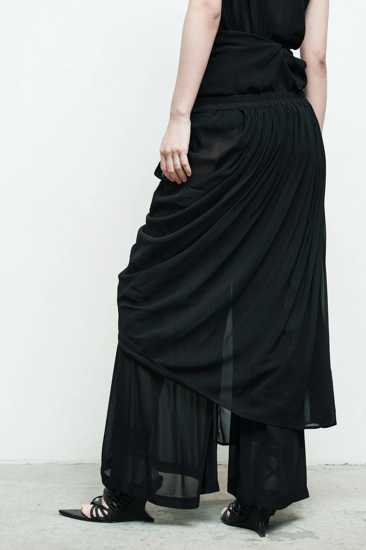 Vahla Pant